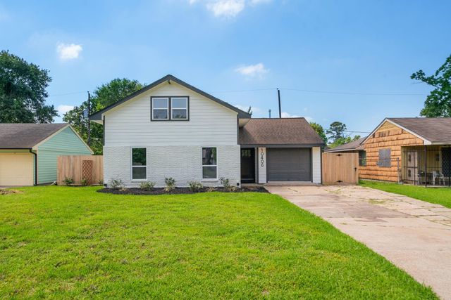 10406 Broadstairs, Houston, TX, 77013