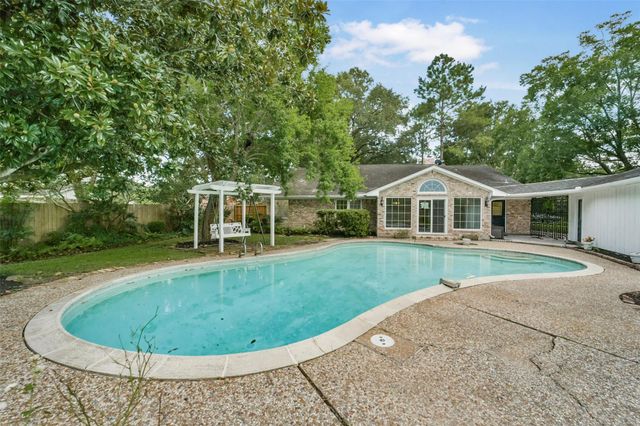 110 Ridgemont, Alvin, TX, 77511