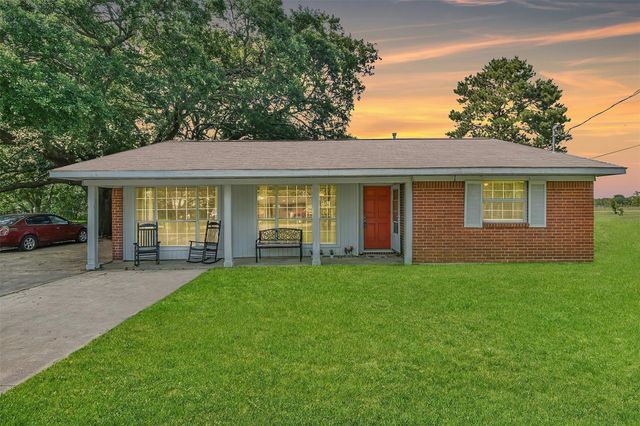 107 Sunset Heights, Dayton, TX, 77535