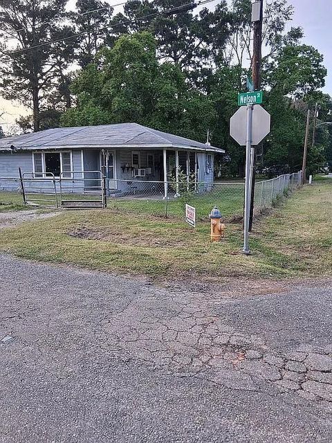 390 Nelson, Jasper, TX, 75951