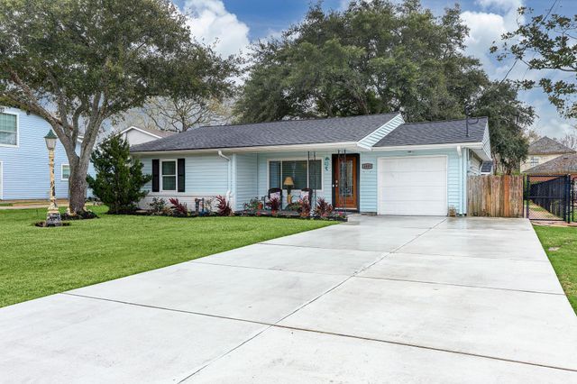 4449 Shady Lake, Seabrook, TX, 77586