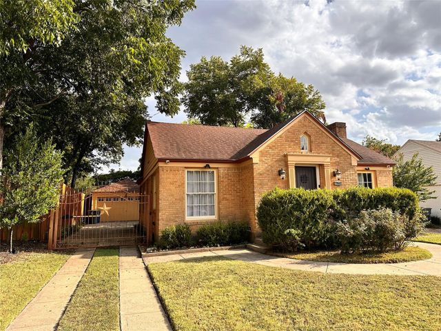 2222 Carnes, Dallas, TX, 75208