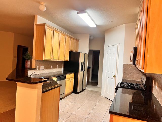 9406 Lakeway View, Humble, TX, 77396