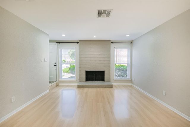  2507 Bering Dr #9, Houston, TX 77057