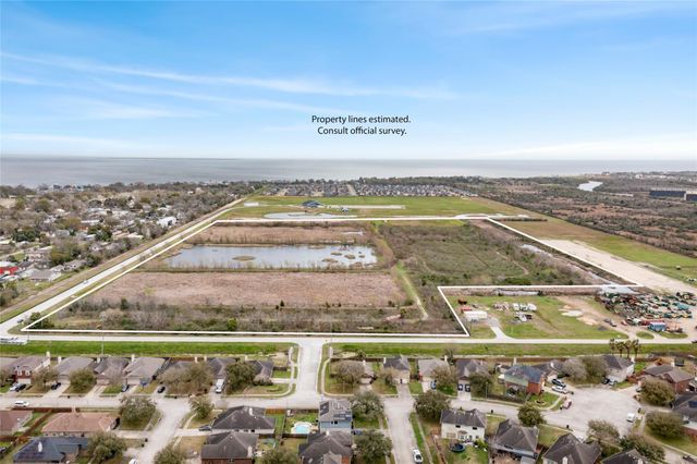 4835 10th, Bacliff, TX, 77518