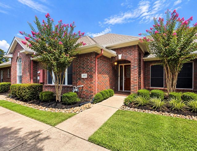  210-C Clearview Ave, Friendswood, TX 77546