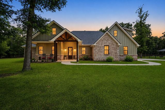  735 County Road 6324, Dayton, TX 77535