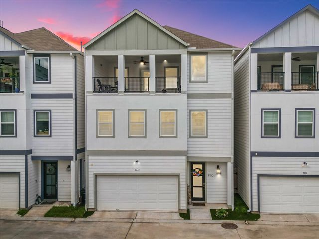 911 35th, Houston, TX, 77018