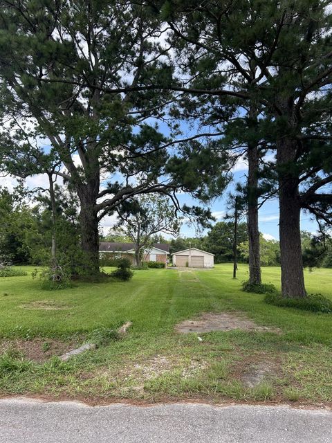 5107 Avenue R, Santa Fe, TX, 77510