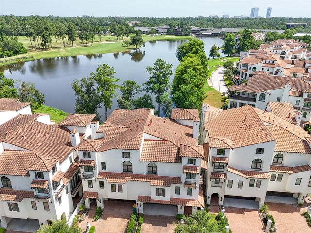  18 Secluded Trail, The Woodlands, TX 77380