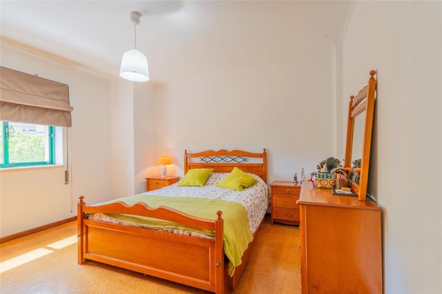 22 Rua Acúrcio Pereira, Olivais, Lisbon