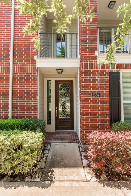 2354 Bastrop, Houston, TX, 77004