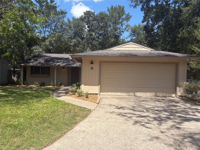 9 Wolfhound, The Woodlands, TX, 77380