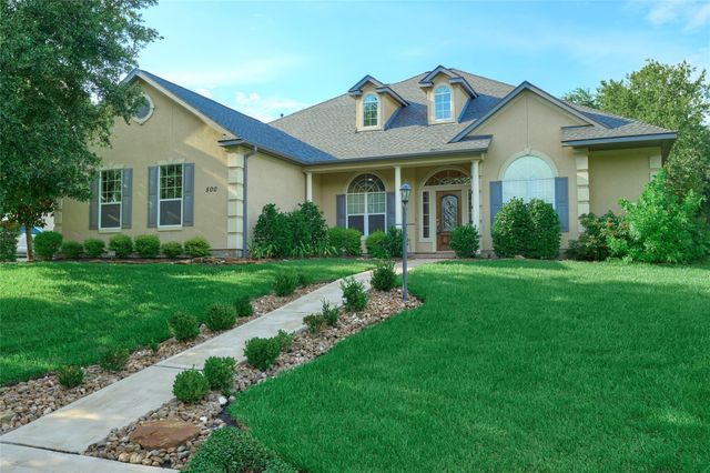500 Edgewood, Montgomery, TX, 77356