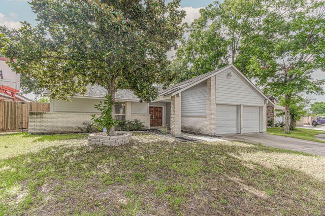 8806 Lakeside Forest, Houston, TX, 77088