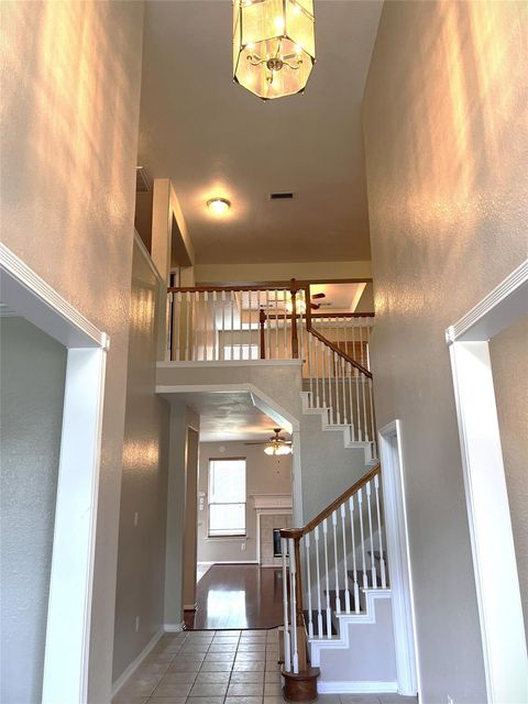  14210 Meadow Estates Ln, Cypress, TX 77429