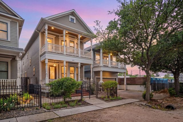  640 W 17th St, Houston, TX 77008