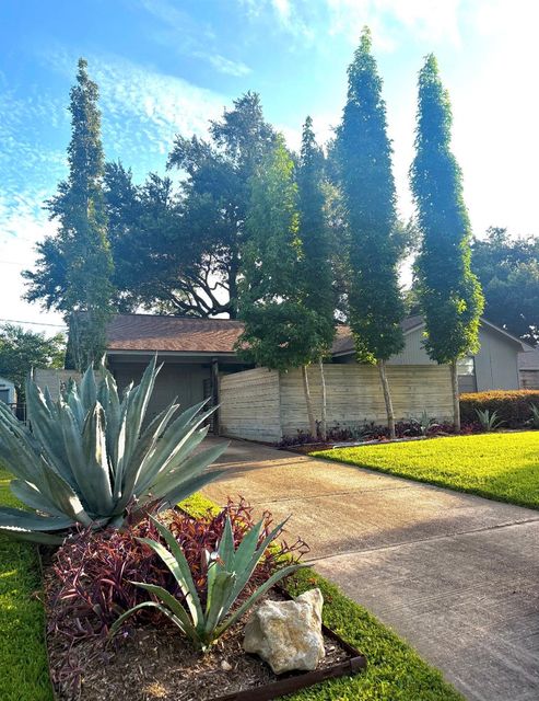 6410 Underhill, Houston, TX, 77092