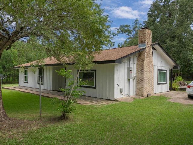  307 County Road 3997, Cleveland, TX 77328