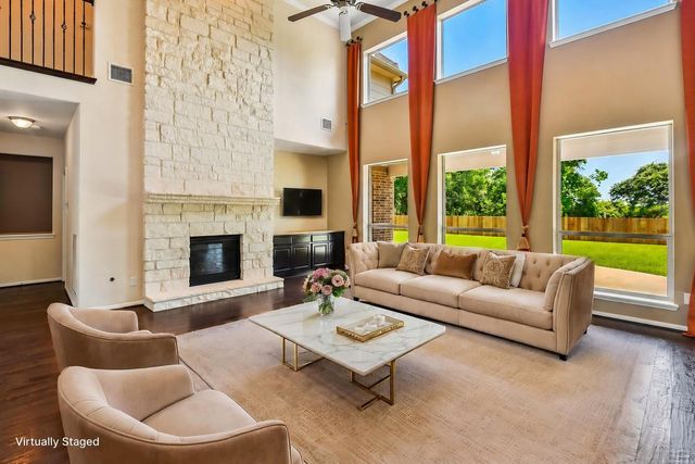  2306 Lakeway Dr, Friendswood, TX 77546