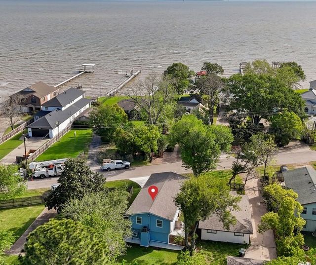 3802 Bayshore, Bacliff, TX, 77518