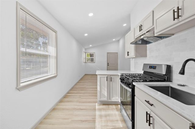 1503 Avenue P, Huntsville, TX, 77340