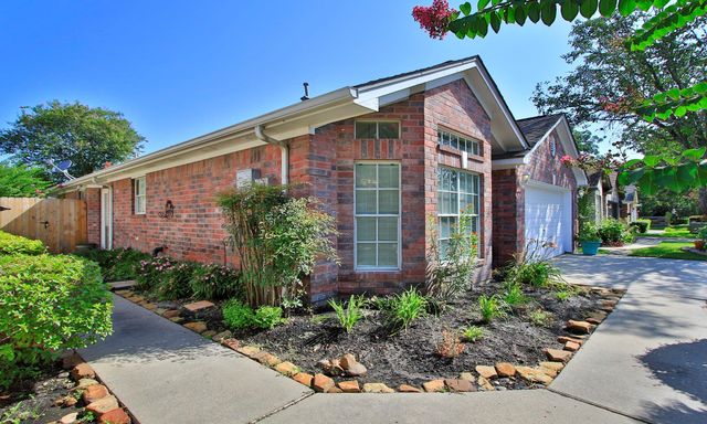 422 Cherry Laurel, Tomball, TX, 77375