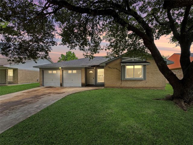  12019 New Brunswick Dr, Houston, TX 77089