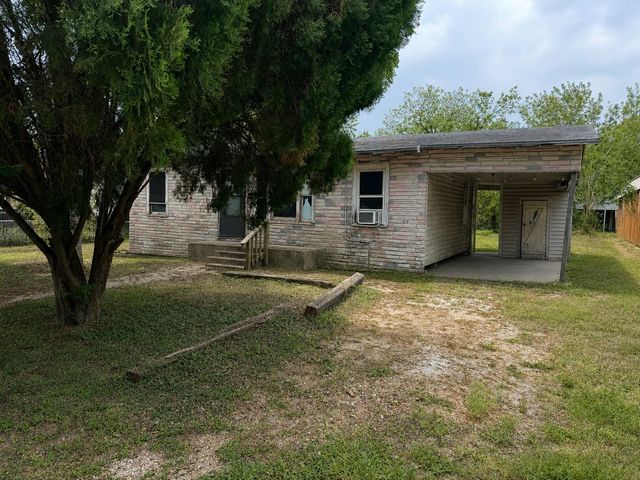 221 Charlotte, Port Lavaca, TX, 77979
