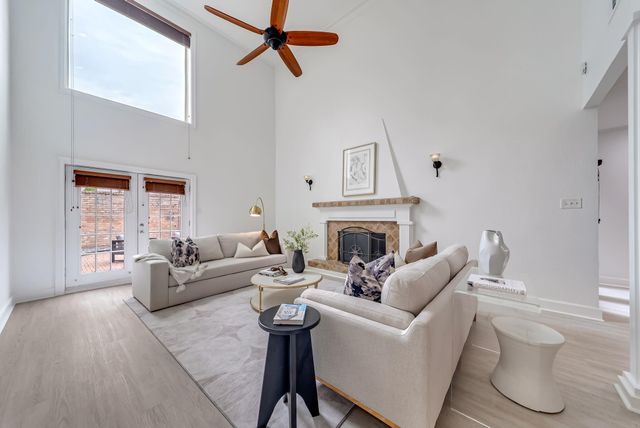 516 Post Oak, Houston, TX, 77056