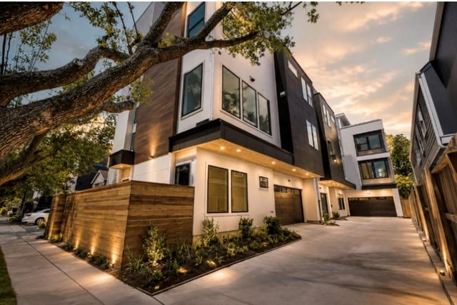  1110 Peden St A, Houston, TX 77006