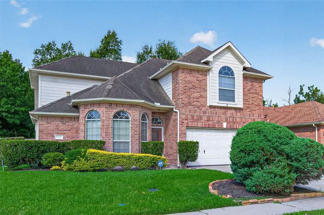  19403 Pinewood Mist Ln, Humble, TX 77346