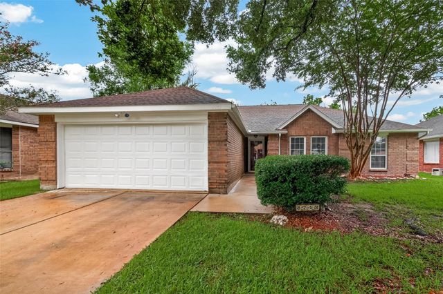 2743 Larkspur, Pearland, TX, 77584