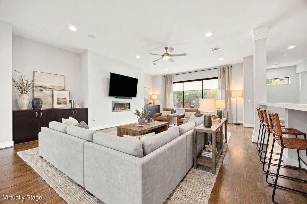 307 Knox St, Houston, TX 77007 cover photo. Doors Open Tour advertisement.