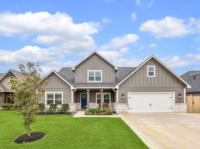 111 Creekside Lane, Lake Jackson, TX, 77566