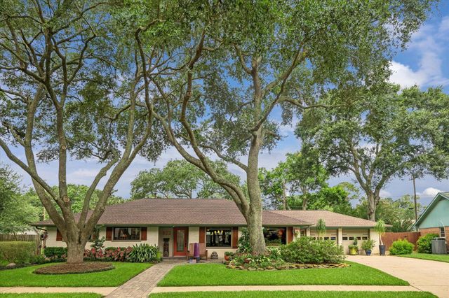 822 Venice, Sugar Land, TX 77478