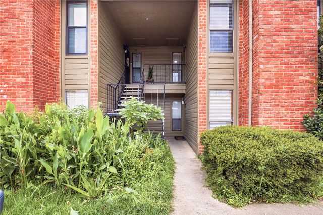 8918 Bissonnet, Houston, TX, 77074