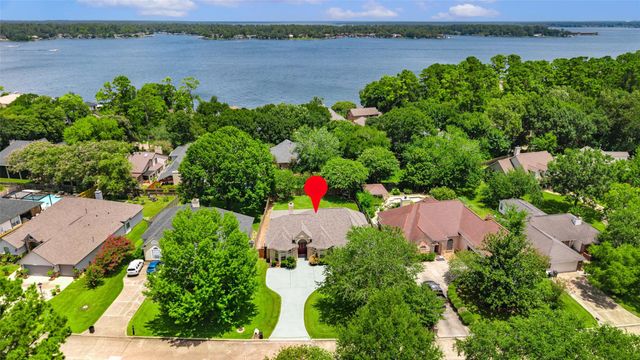 129 April Point, Conroe, TX, 77356