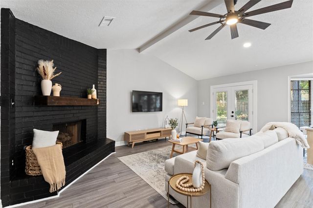 17 Greenbud, The Woodlands, TX, 77380