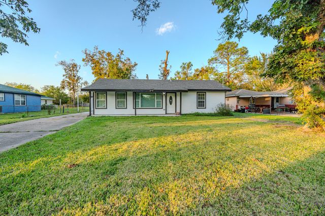 5107 Sycamore, Pasadena, TX, 77503