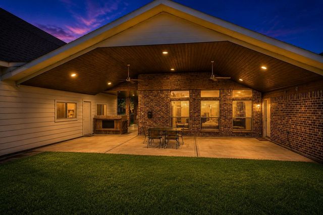  2109 Verde Valley Dr, League City, TX 77573