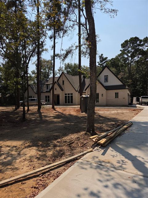 207 Creekside, Magnolia, TX, 77354