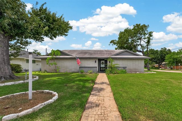 1703 Droxford, Houston, TX, 77008