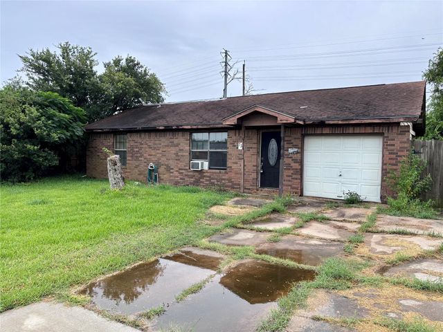 727 12th, Freeport, TX, 77541