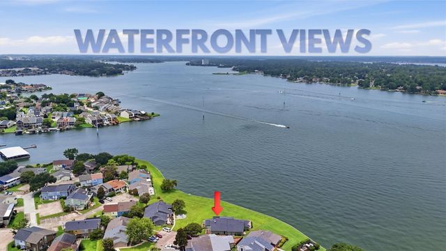  96 April Point Dr N, Conroe, TX 77356