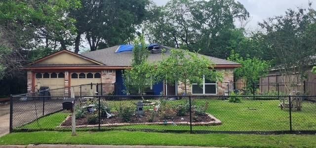 8719 James, Hitchcock, TX, 77563