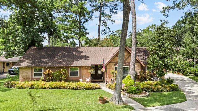 2704 Yorktown, Dickinson, TX, 77539