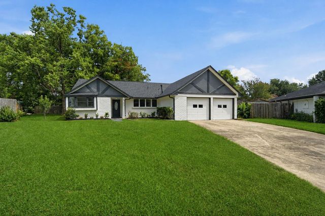 5703 Woodville, Pearland, TX, 77584