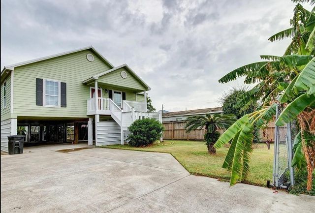 641 4th, Dickinson, TX, 77539