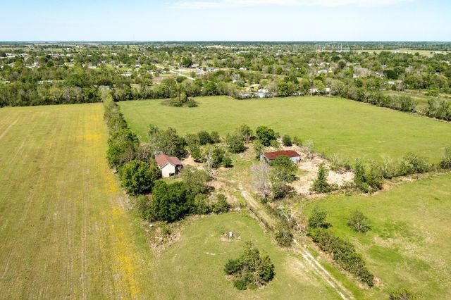 978 County Road 602, Dayton, TX, 77535
